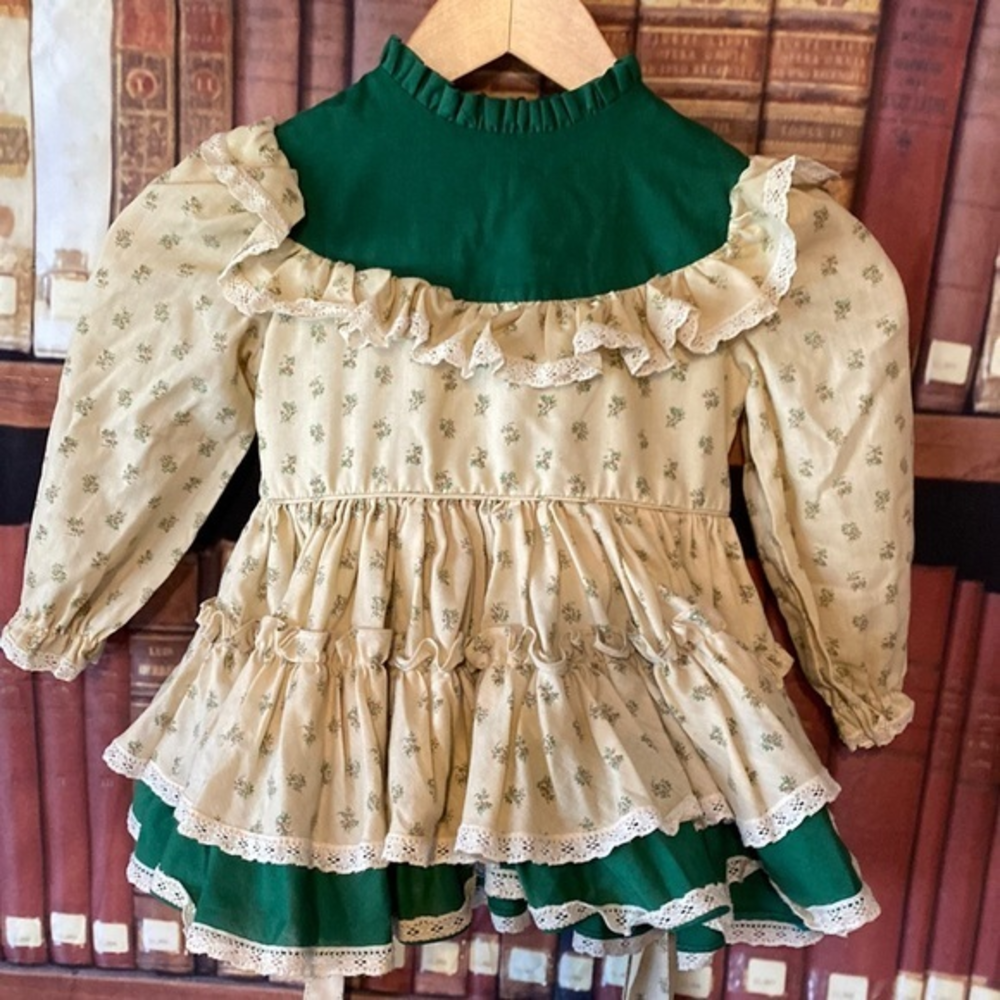 Vintage Sweet ’n Sassy Prairie Floral Ruffle Dress Girls Size 4T Cottagecore
